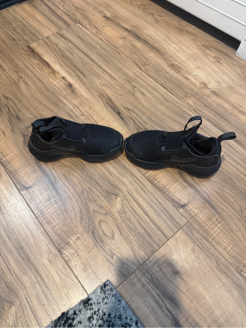 Nike Kids Black Slip-On Athletic Sneakers